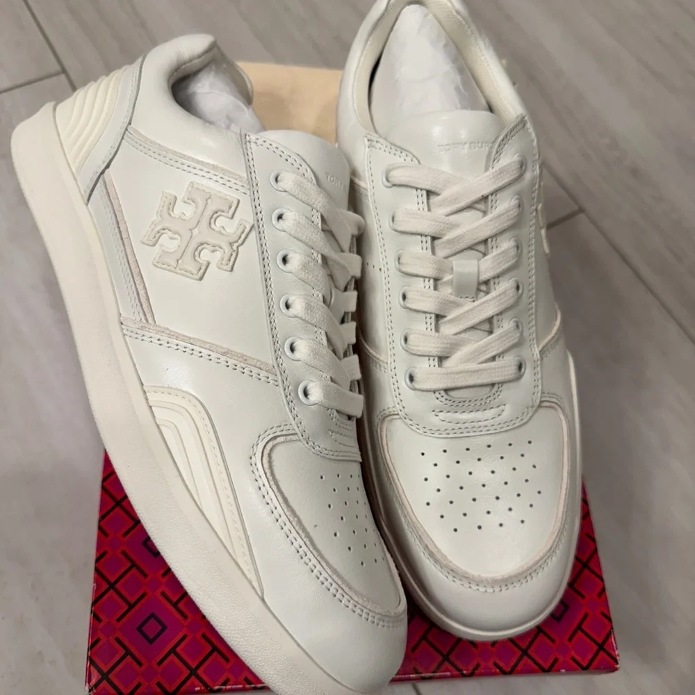 Tory Burch Clover Court Sneakers - Picture 4 of 9